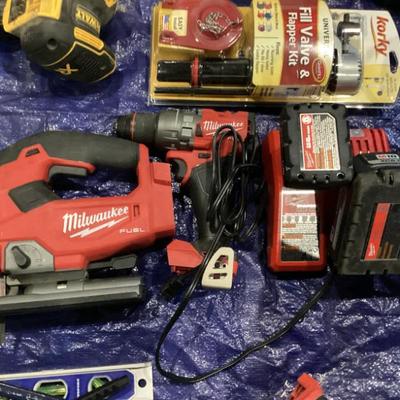 Sale Photo Thumbnail #23: Milwaukee m18 jig saw
