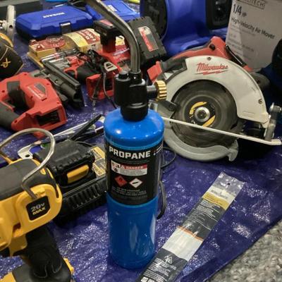 Sale Photo Thumbnail #22: Milwaukee m18 brushless circular saw