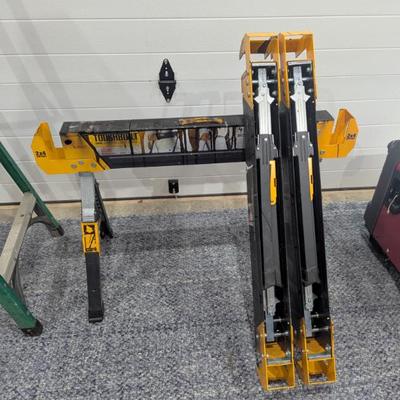 Garage - Toughbuilt Sawhouses