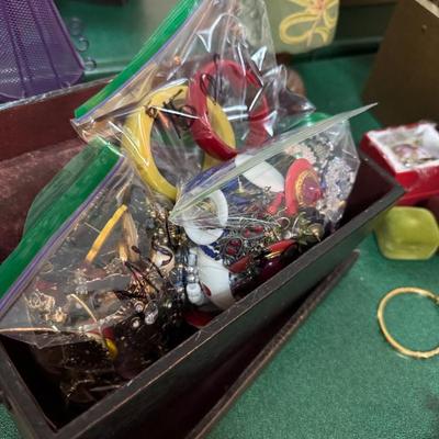 Sale Photo Thumbnail #145