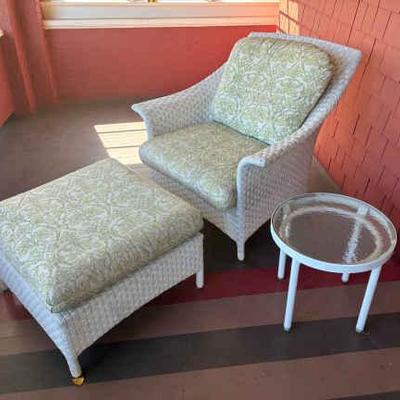 Wicker lounge chair and ottoman