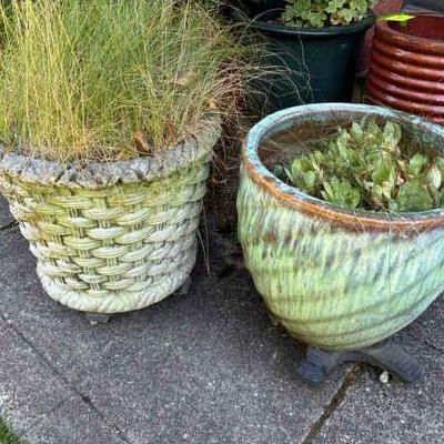 Basket look cement plant pot