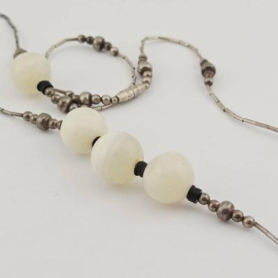 Vintage Sterling Silver White Stone Bead Necklace 