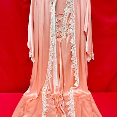 Pink Lace Smocked Vintage Hollywood Style 100% Silk Nightgown And Robe