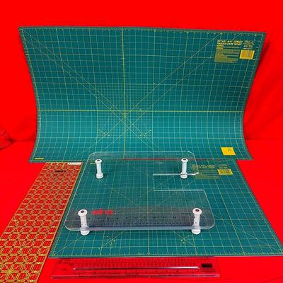 Sewing & Quilting Cutting Mat and Ruler Tool Set