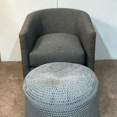Drew Swivel Accent Chair By Crate & Barrel W/ Decorative Knitted Pouf