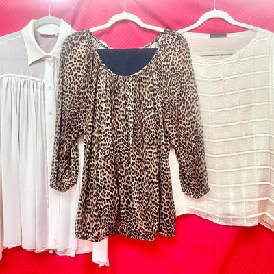 Women’s Blouses By The Row, Chloe And Michael Kors 
