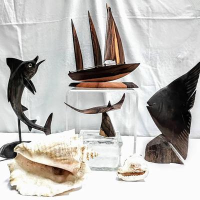 Nautical-Themed Décor Collection with Working Shell Lamp