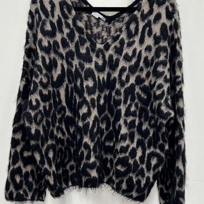 Stella McCartney Leopard Print V-neck Sweater (M 10-12)