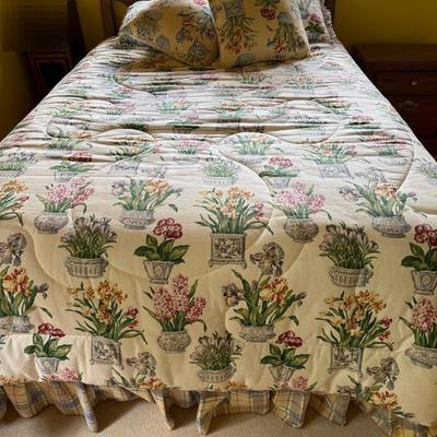 Queen Flower Bedding Set