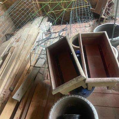 Planters, Garden Stakes And Plastic Flower Beds