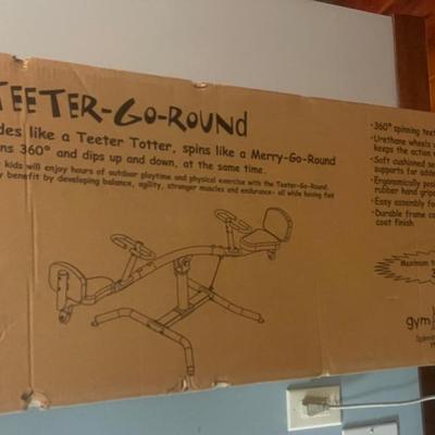 Teeter-go-round