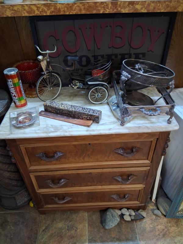 Sale Photo Thumbnail #174