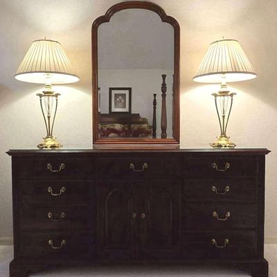 Dresser w/ Mirror + Lamps (MBR)