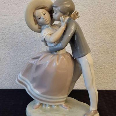 Lladro: "Precocious Love" (K)