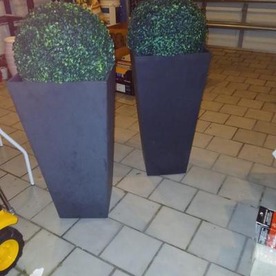 SOLD Planters