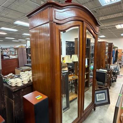 Sale Photo Thumbnail #281