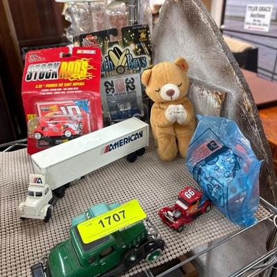 Sale Photo Thumbnail #235
