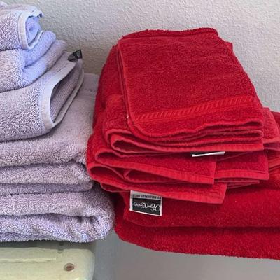 Set Of Lavender And Red Bath Towels