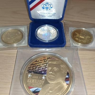 1986 Ellis Island Coin (90% Silver) American Mint COA 24k Layered Gold Coins & Swarovski Crystals