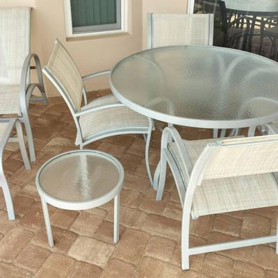 Outdoor/Patio Pool Tables & Chairs