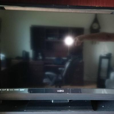 38" Vizio Working HDTV Model E390VL (Missing Remote) 