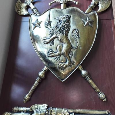 Coat Of Arms Decorative Metallic Vintage Wall Decor