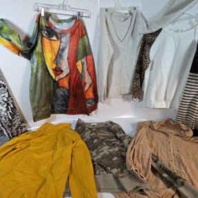 Fabulous Collection Of Women's Mostly Small A Few Medium Size Sweaters And Tops