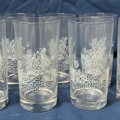 Longaberger Style Three Basket Flower Pattern 12oz Glasses
