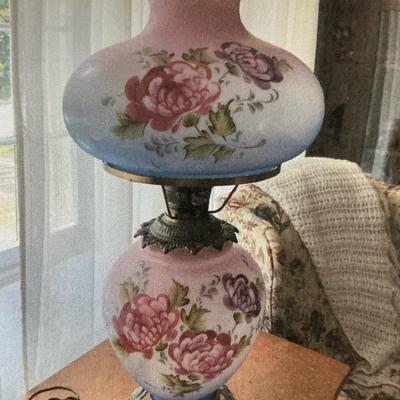 Vintage Gone With The Wind Hand Painted Parlor Lamp 
