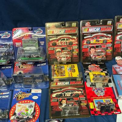 NASCAR Mini Carcast Replicas 1:64 Scale 
