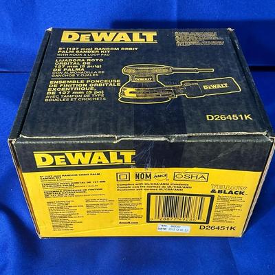 DeWalt 5" Random Orbit Palm Sander D26451K