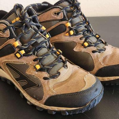 Hi-TEC West Ridge Mid Hiking Boot Men's Size 11