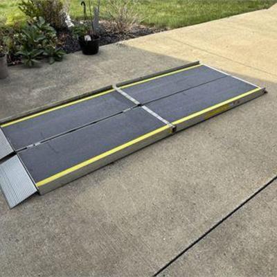 Ez-Access Trifold Ramp .jpg