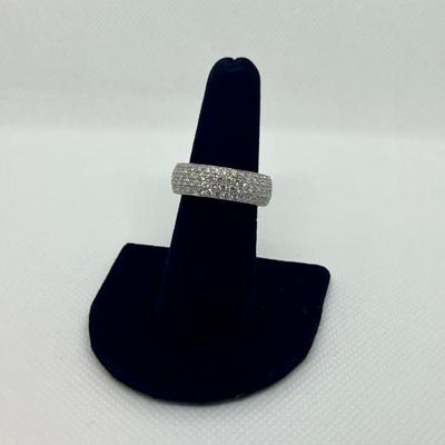 Sale Photo Thumbnail #206: 18k gold diamond band with 3.38cts "G-H" color, "VS" clarity. Appraisal included. $6500.00