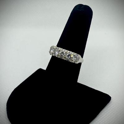 Sale Photo Thumbnail #26: 14k 3.17gr diamond band (5) diamonds "SI" to "HI" quality $950.00