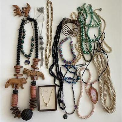 Sale Photo Thumbnail #44