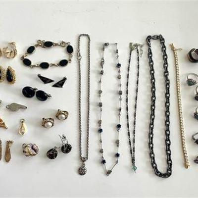 Sale Photo Thumbnail #46
