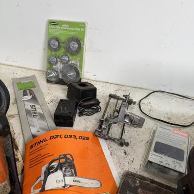 Sale Photo Thumbnail #546