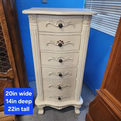 Sale Photo Thumbnail #28