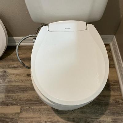 Brondell EcoSeat S101 Non-Electric Bidet Seat
