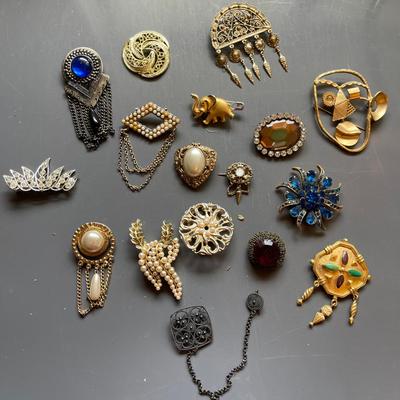 Vintage Brooches