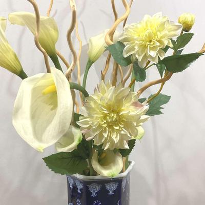 Blue and White Porcelain Vase 