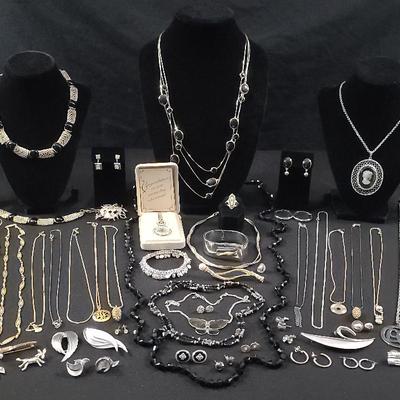 Silver Tone And Gold Tone Jewelry 