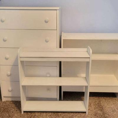 Kids Bedroom Chest of Drawers with Two Wooden Shelves