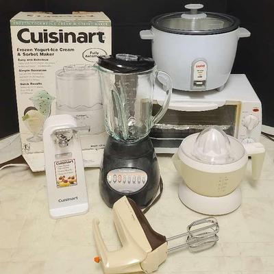 Small Kitchen Appliances Featuring Cuisinart 