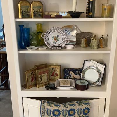 Decor Collection Featuring Bulova Clock, Augusta Collector Plate, Greek Rug & More