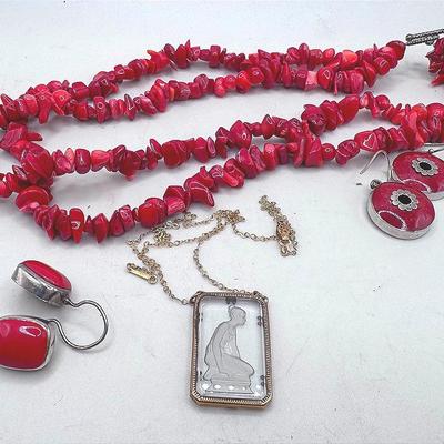 Vintage Pididdley Links Intaglio And Coral Items