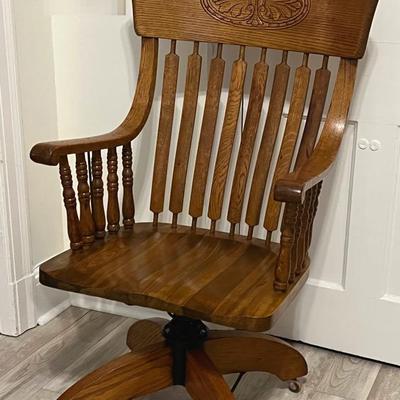 Oak Swivel Chair