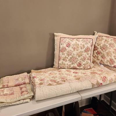 5pc Pine Cone Hill Fine Linens Queen Comforter Set - Velvet Details
